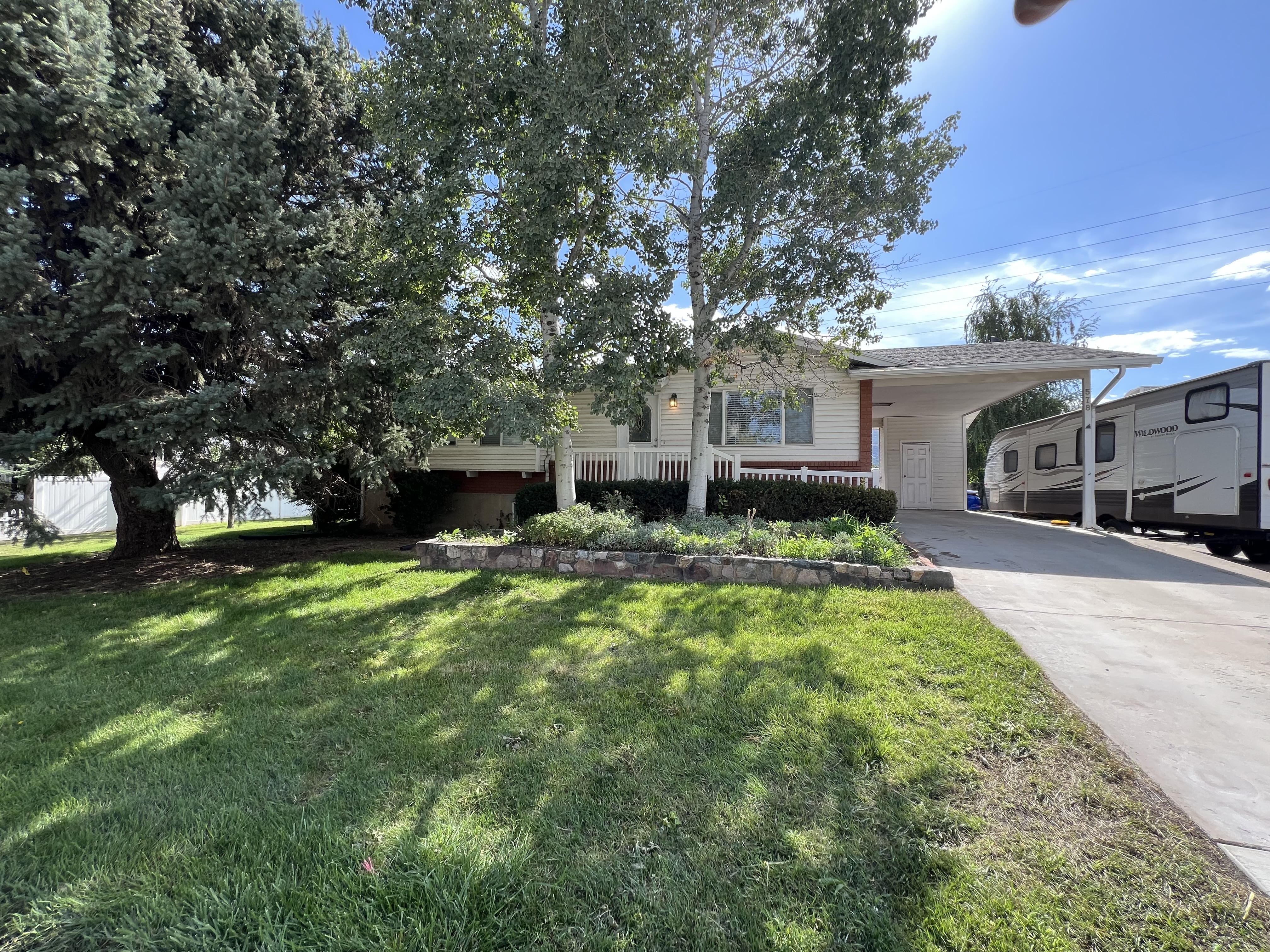 Woods Cross House: 578 N 660 W