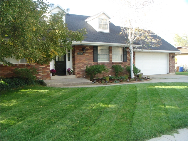 Bountiful House: 3534 Lexington Dr