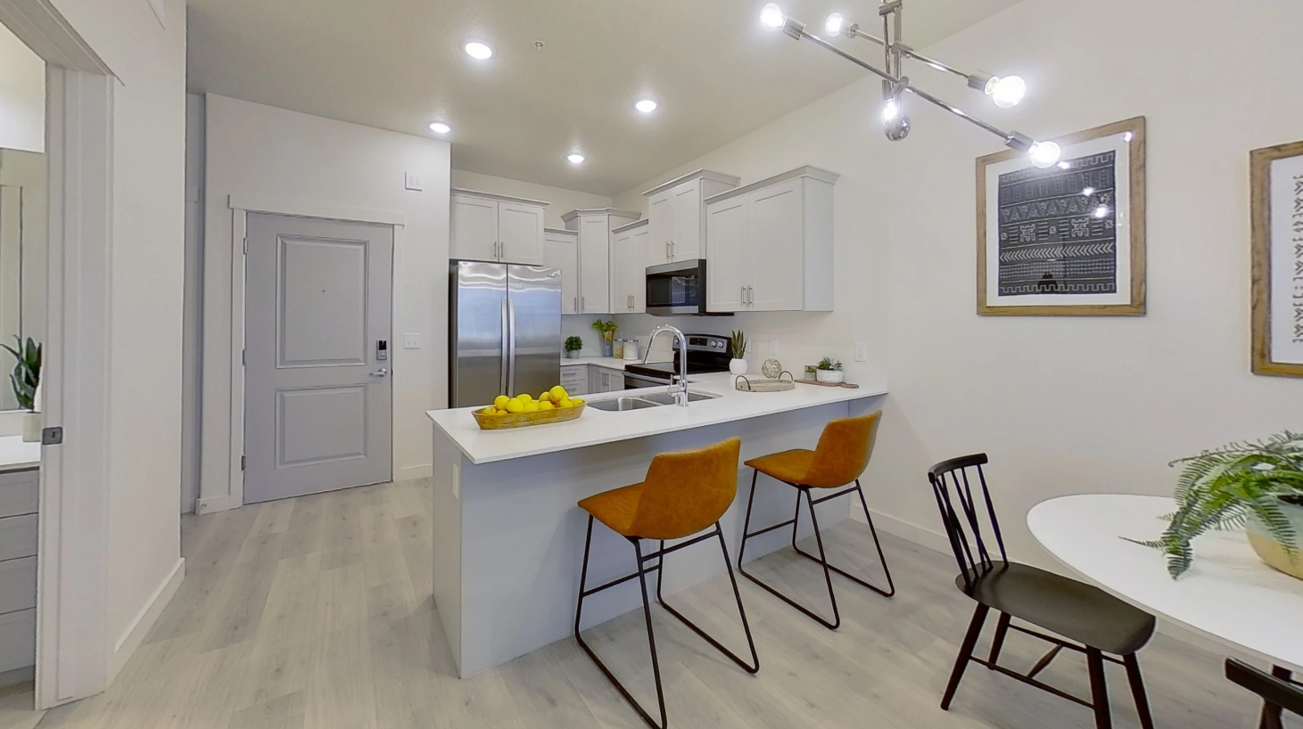 Ogden Apartment: 1258 Grant Ave