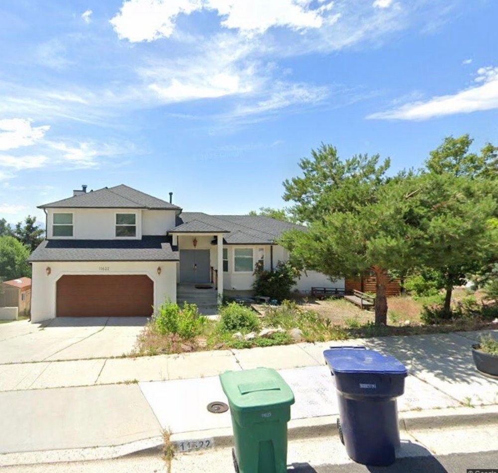 Sandy In-Law/Basement: 11622 S Hidden Valley Blvd