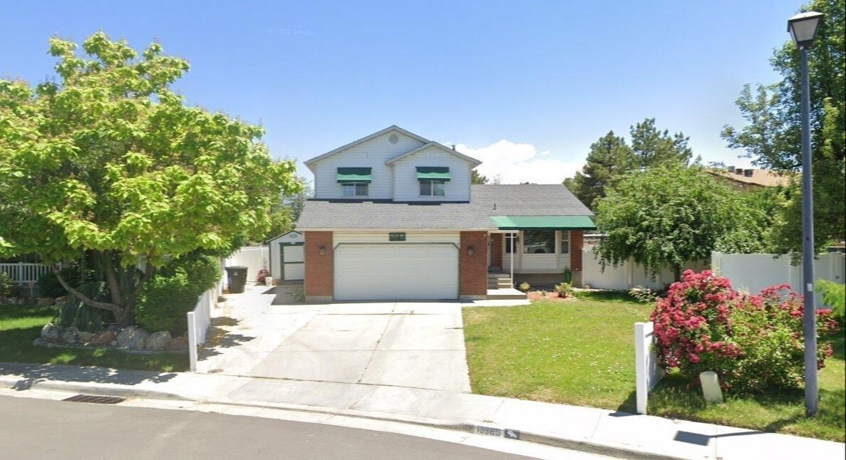 Salt Lake City Single Room: 1969 W 5620 S