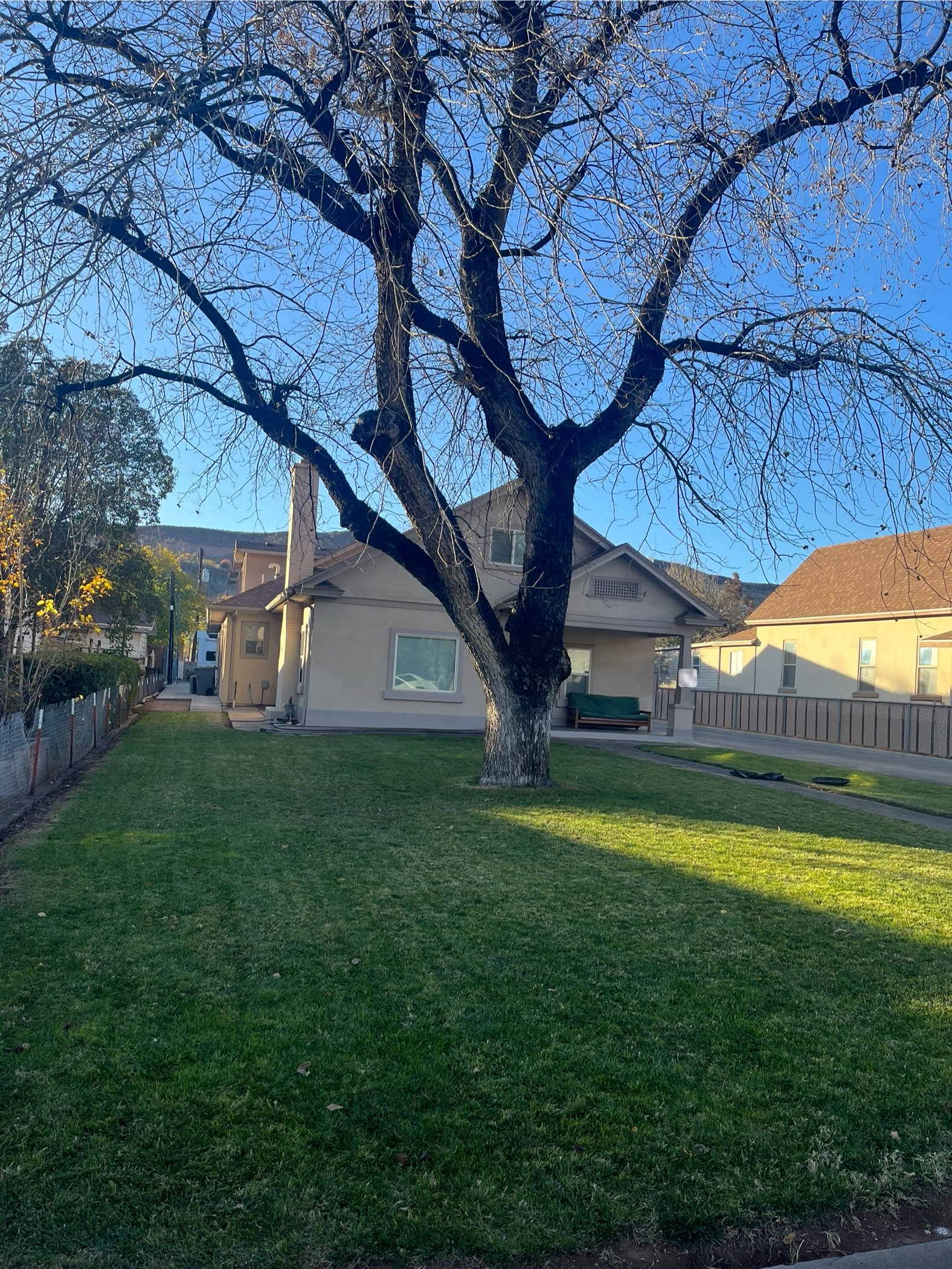 Saint George House: 272 S 100 W