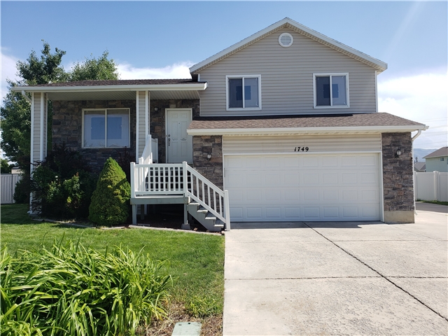 Lehi House: 1749 W 525 S