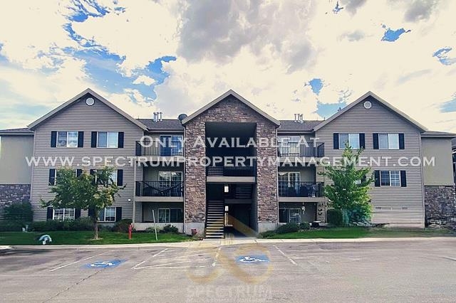 Lehi Condo: 1598 Westbury Way