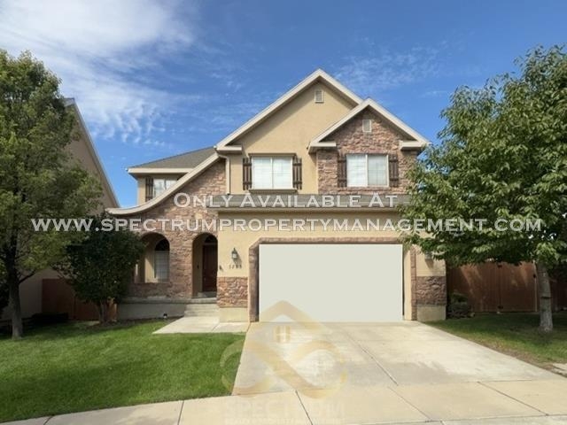 Lehi House: 5283 Fox Hollow Way