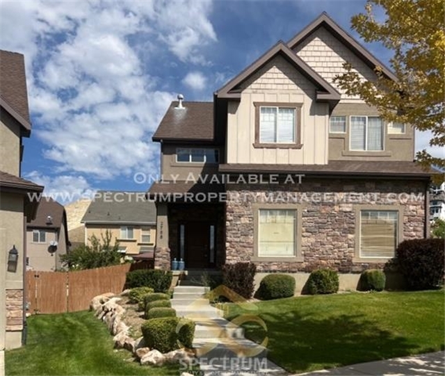 Lehi House: 2788 W Fox Hunters Loop