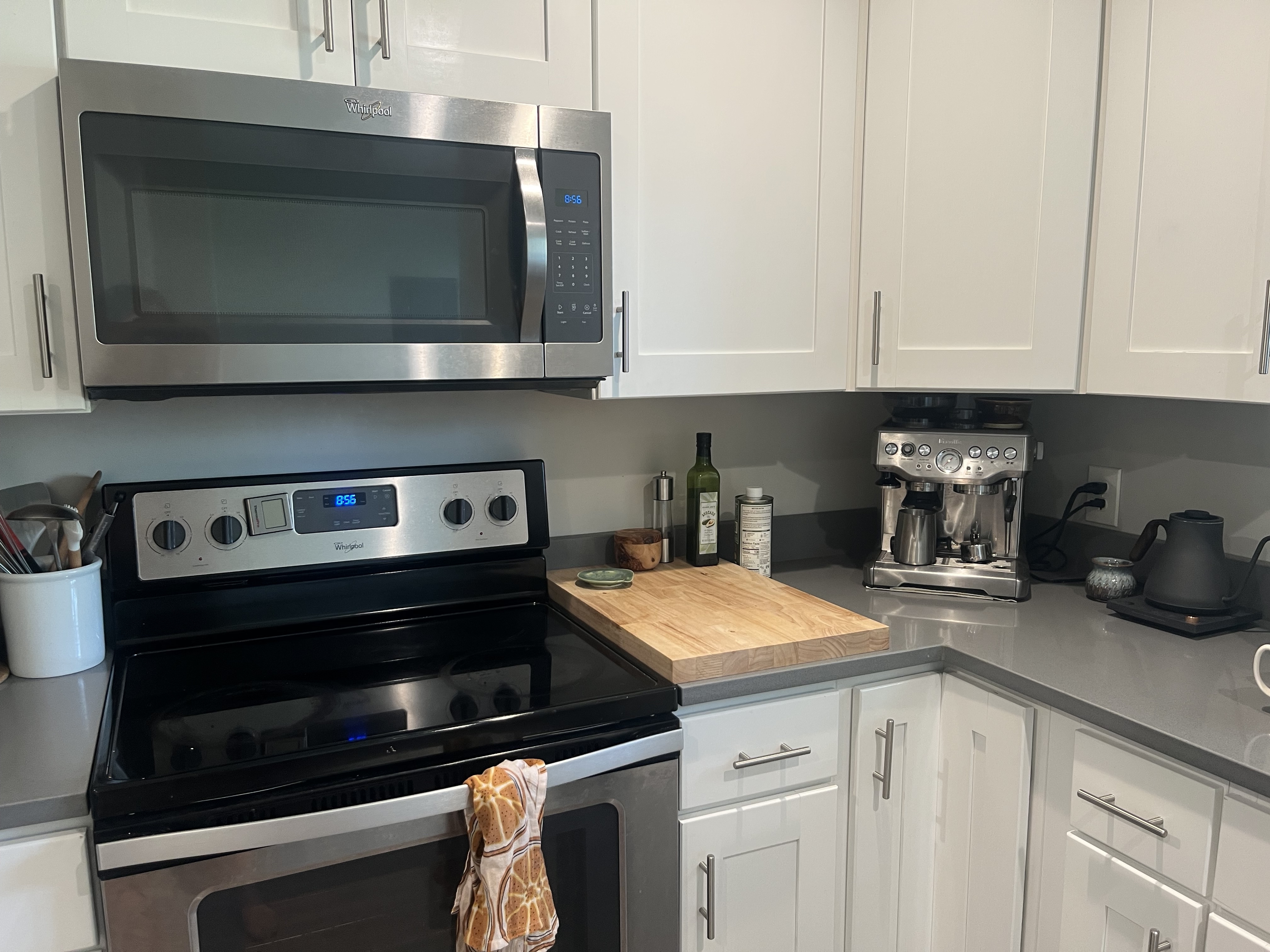 Salt Lake City In-Law/Basement: 1328 S Roberta St
