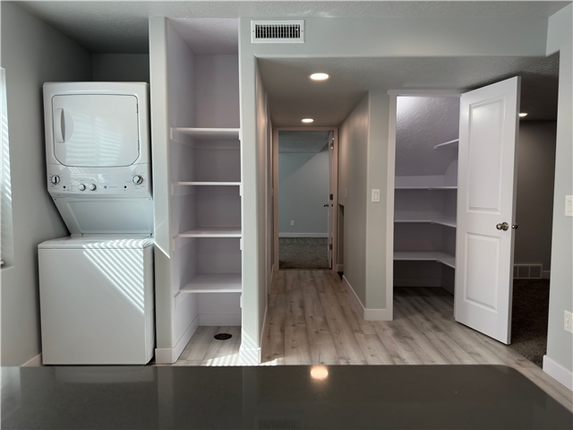 West Jordan Single Room: 8522 S 5750 W