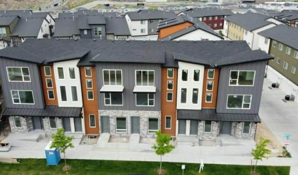 Riverton Townhome: 584 Lewski Ln