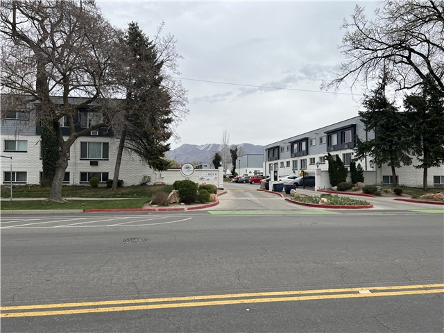 Salt Lake City Apartment: 741 S 300 E