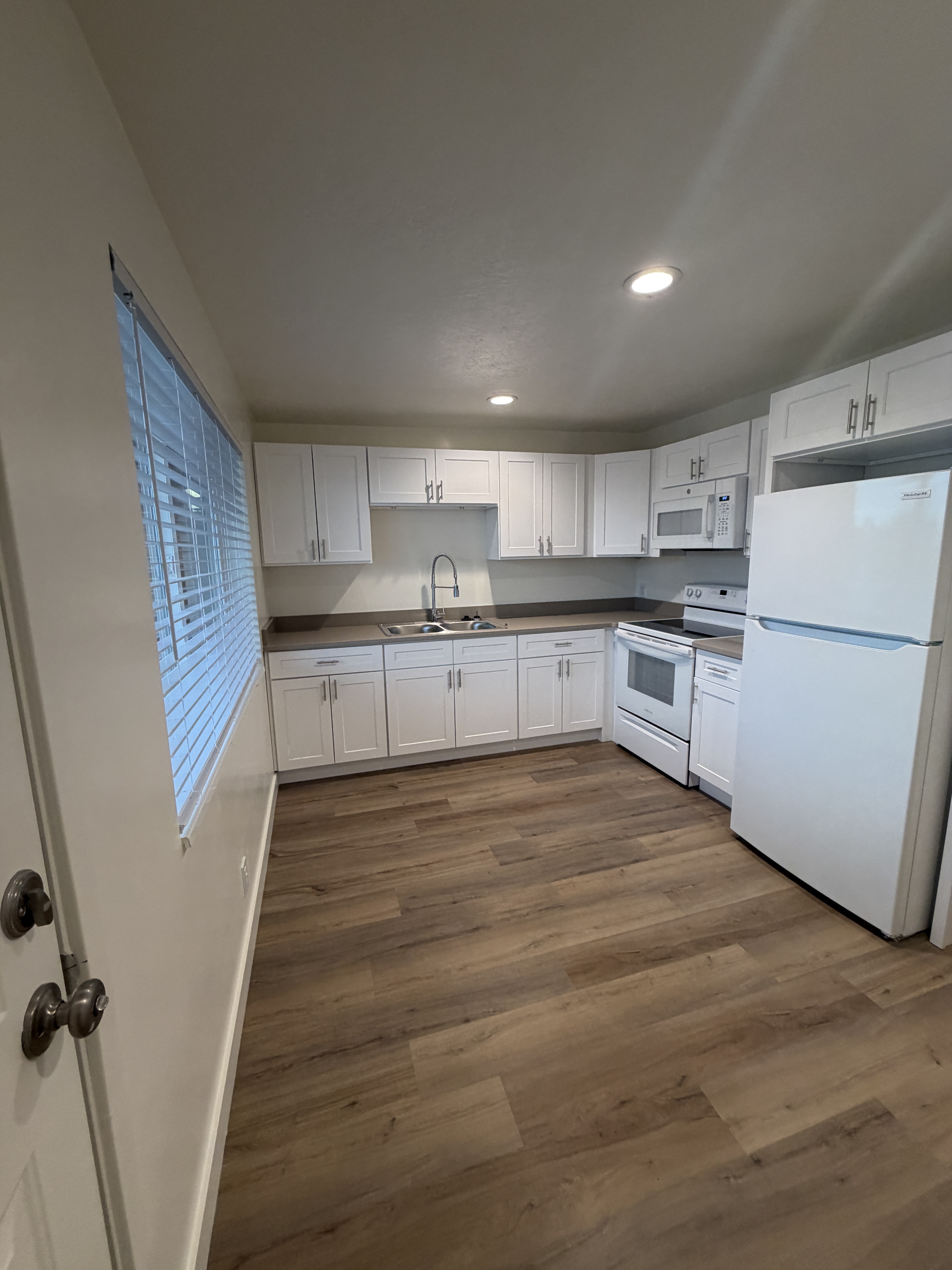 Salt Lake City Apartment: 256 E Helm Ave