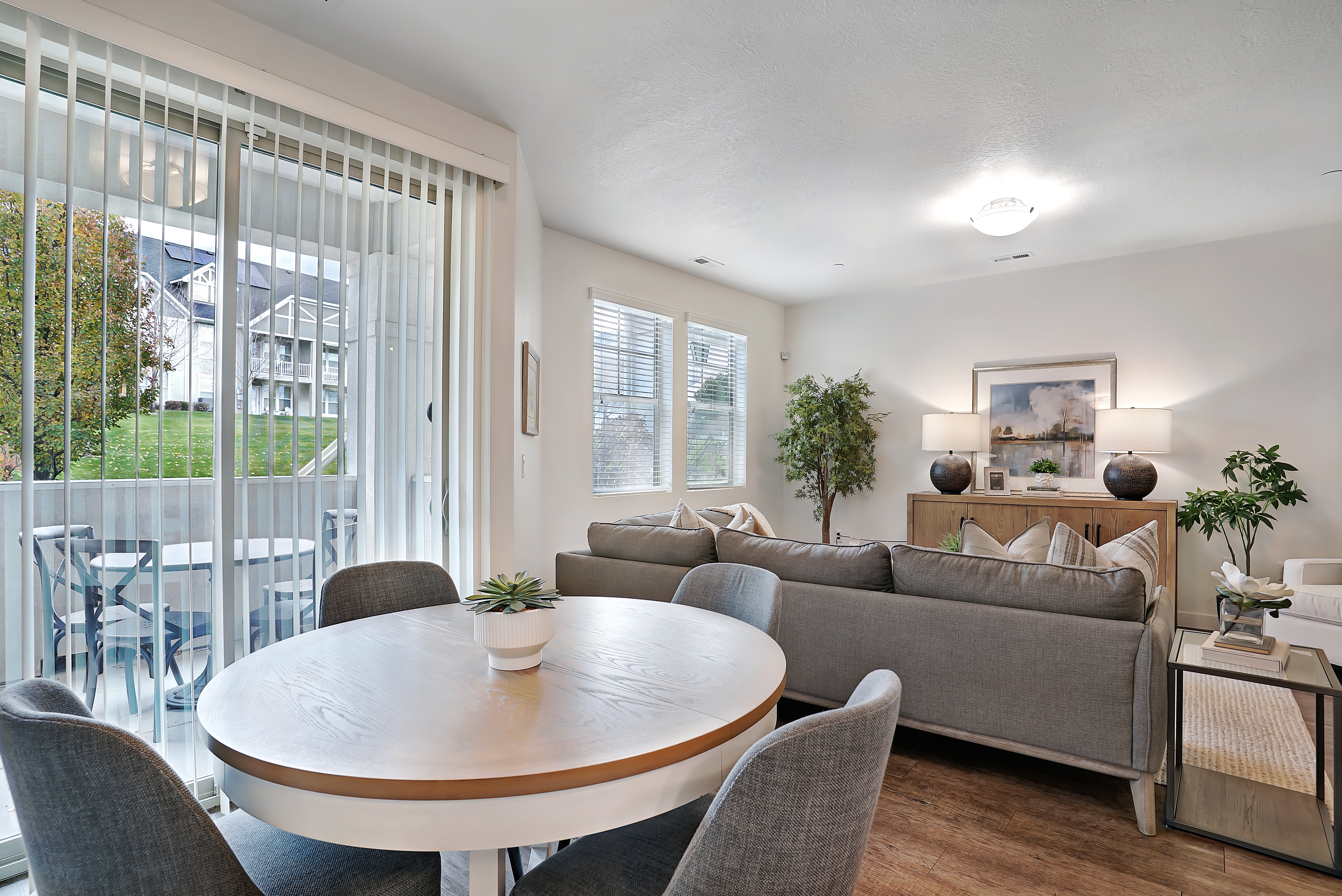 Kaysville Apartment: 893 S Lily Dr