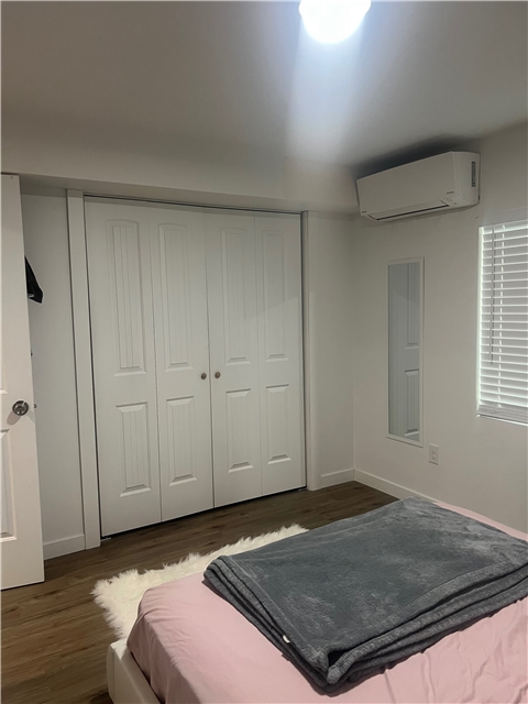 Saratoga Springs House: 69 N Midland Dr