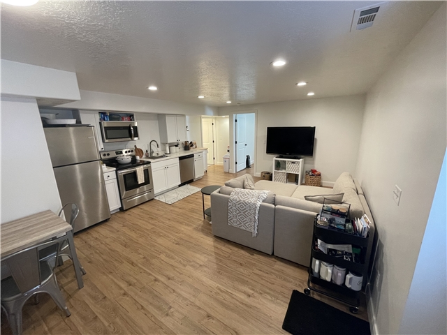 Lehi In-Law/Basement: 1134 W 3250 N