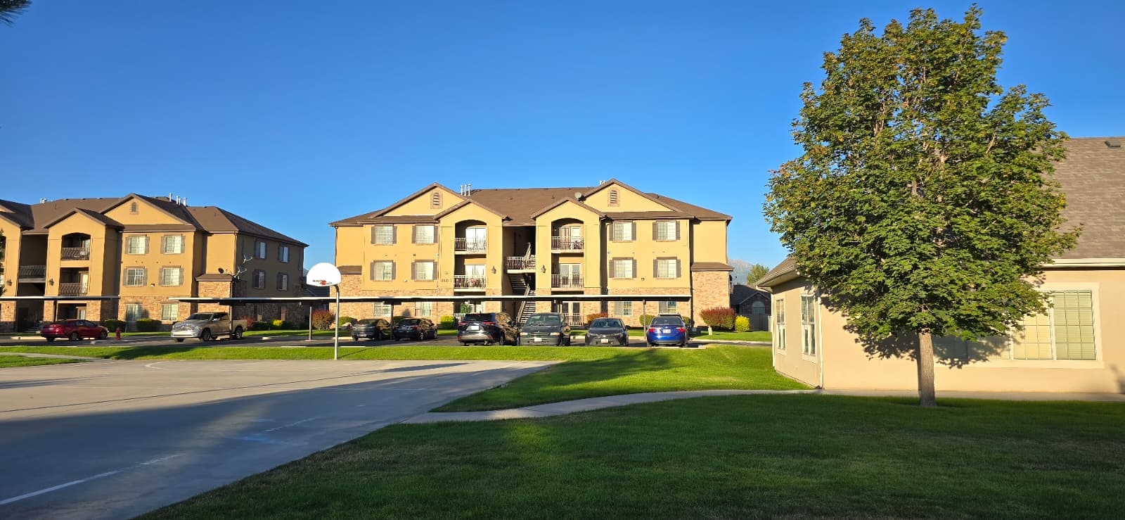 Lehi Condo: 75 S Willow Circle Loop