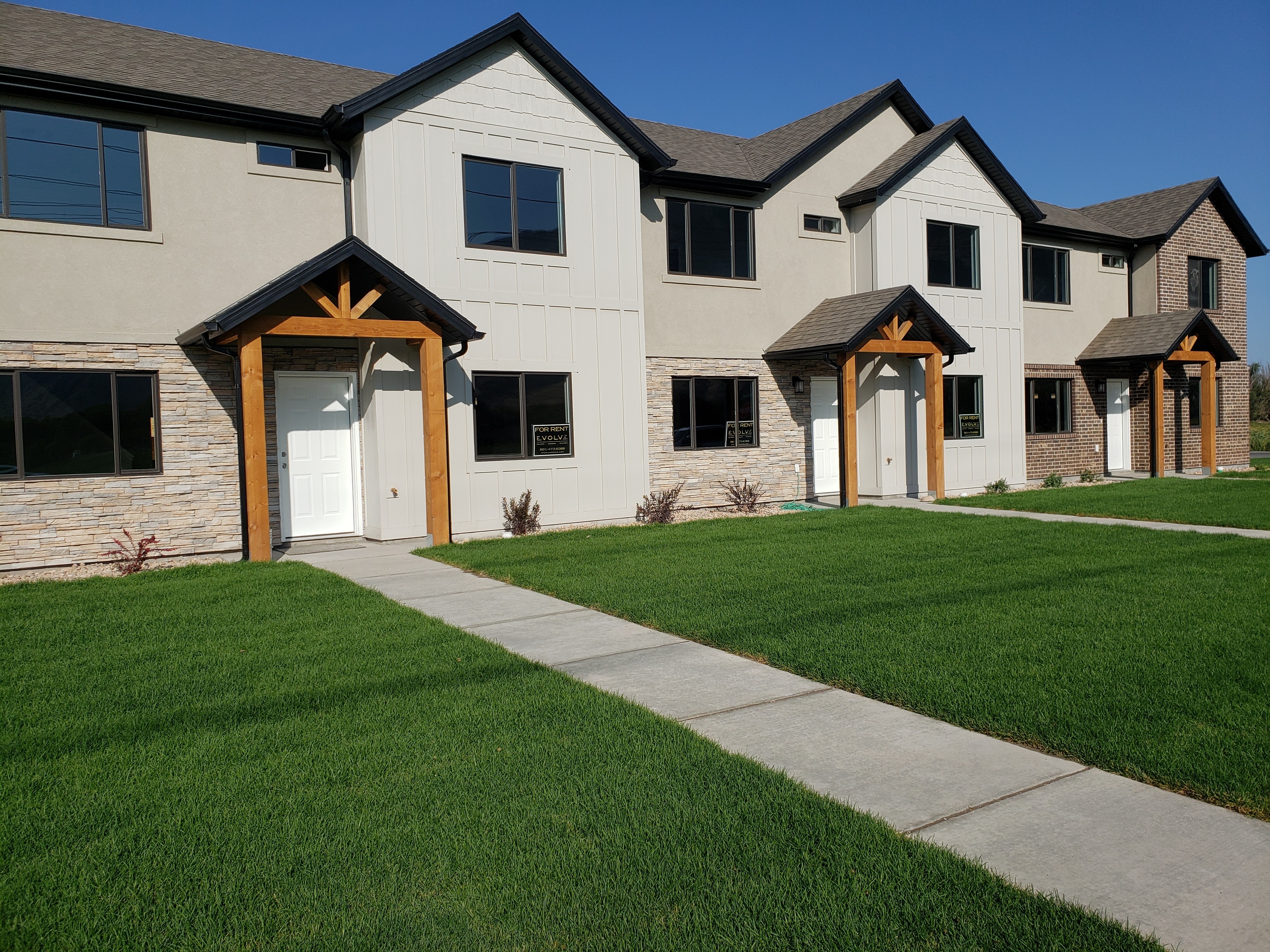 Springville Townhome: 532 N 1300 W