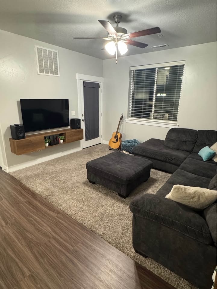 Vineyard Condo: 677 N 380 W