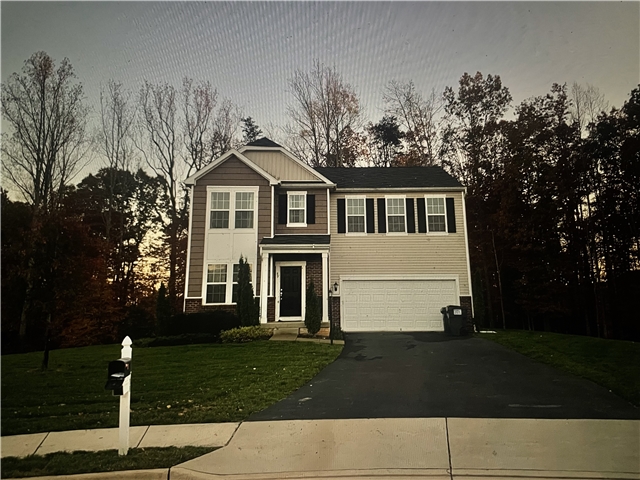 Fredericksburg House: 89 Charter Gate Dr