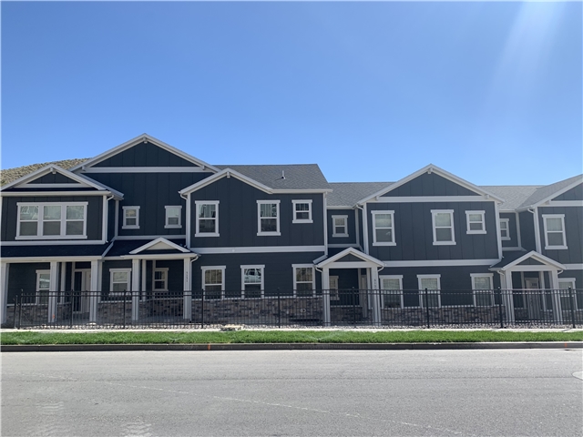 Lehi Townhome: 5172 N Marble Fox Way