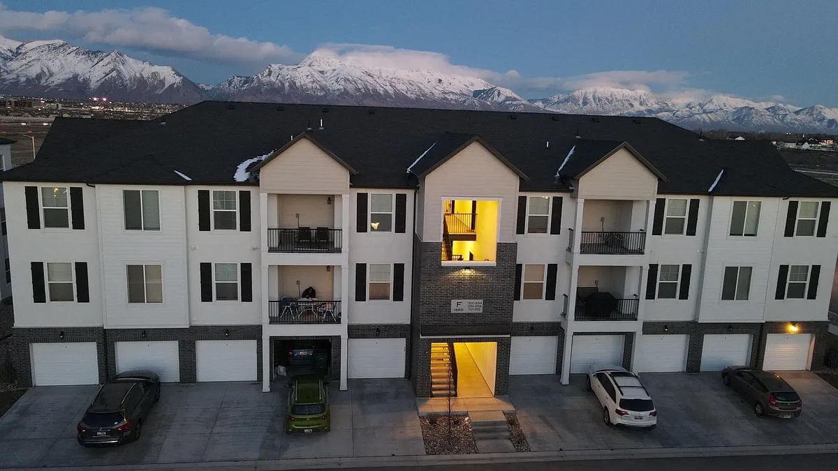 Lehi Condo: 1886 N 3330 W