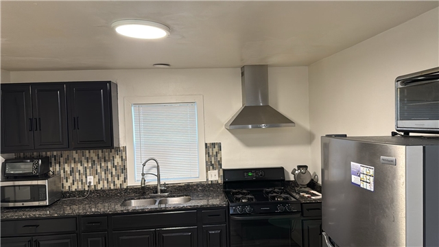 Salt Lake City House: 819 W 400 N
