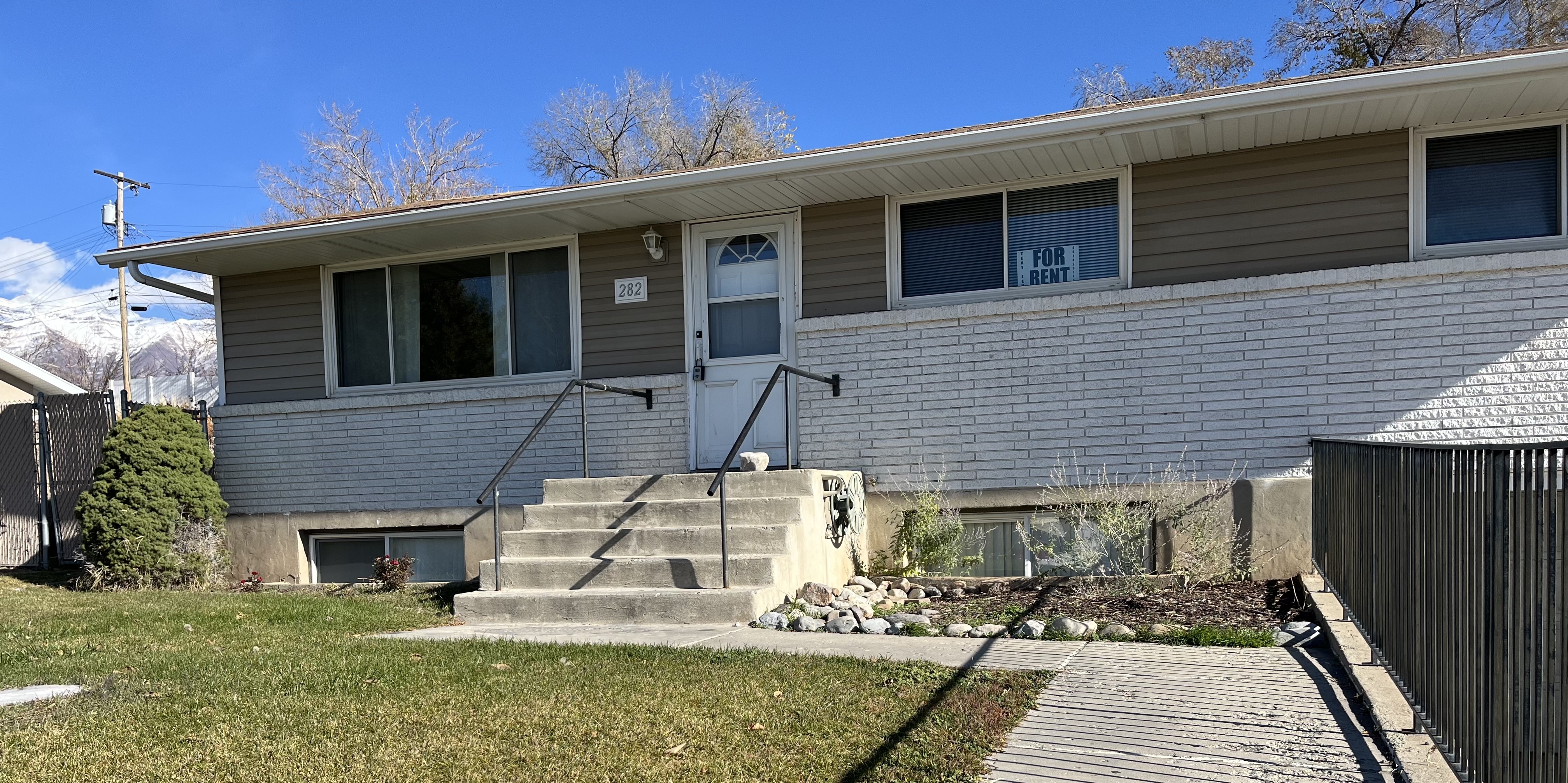 Orem Townhome: 282 N 1030 W