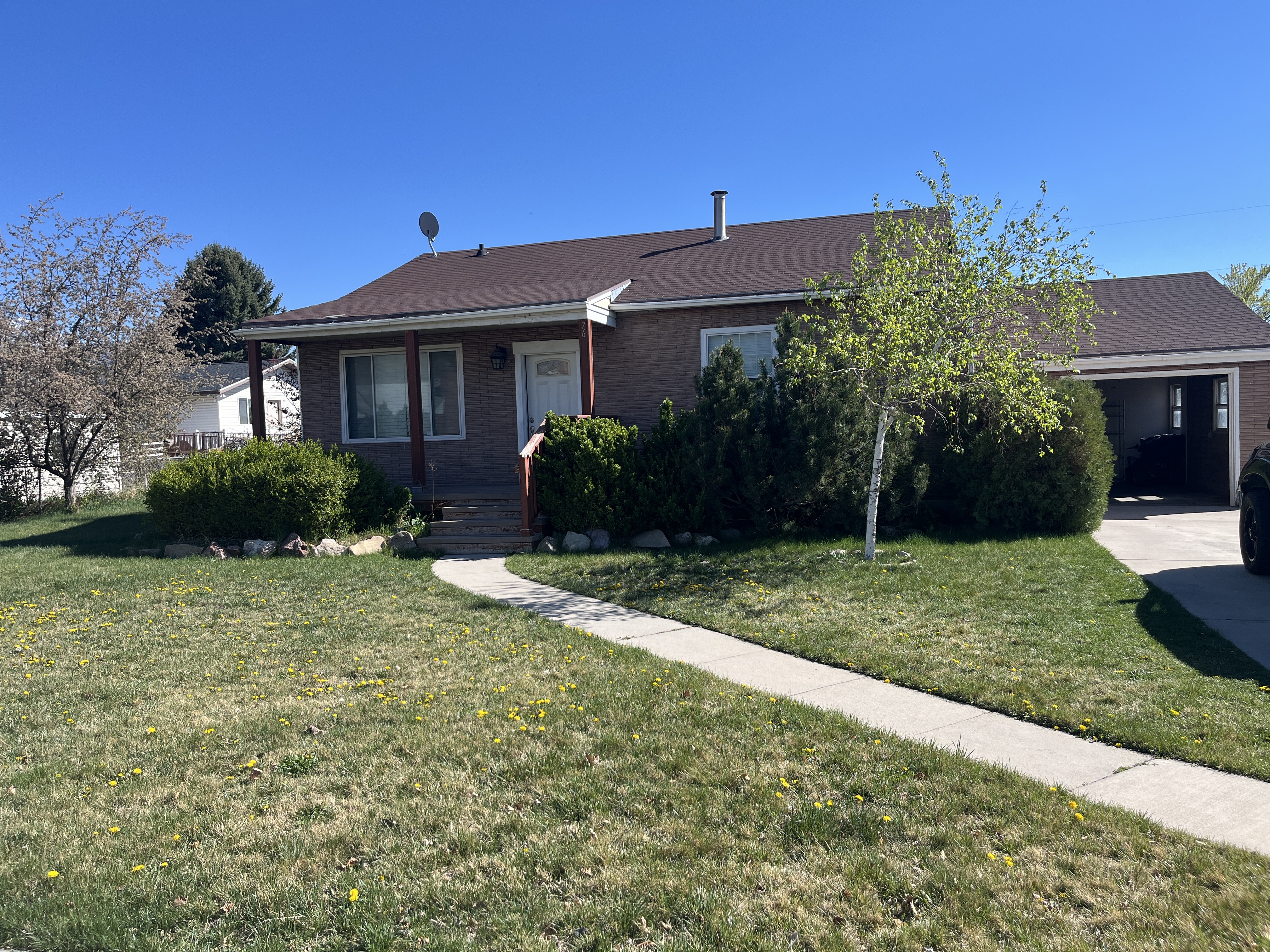 Orem House: 76 E 400 N