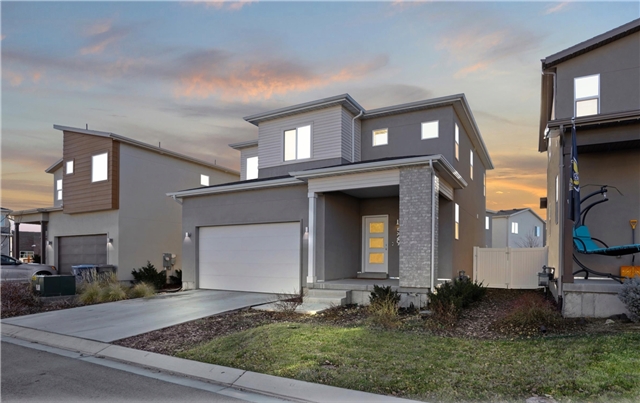 Vineyard House: 529 N 290 E