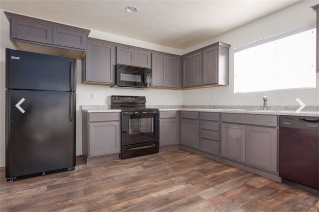 Vineyard Townhome: 687 N 30 E