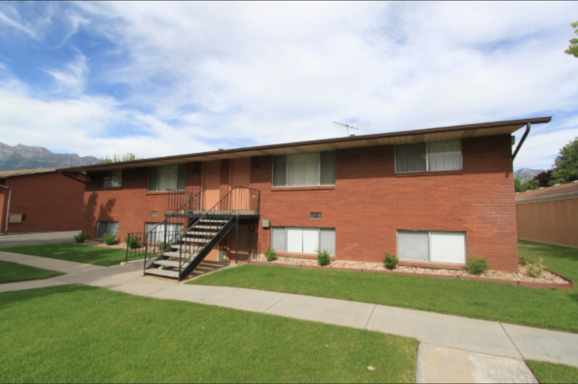 Orem Townhome: 365 S 100 W