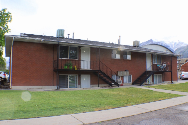 Provo Apartment: 25 E 900 N