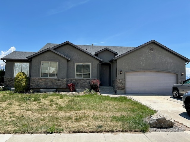 Saratoga Springs In-Law/Basement: 3988 S Lake Vista Dr