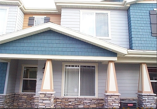 Pleasant Grove Townhome: 24 S 1520 W