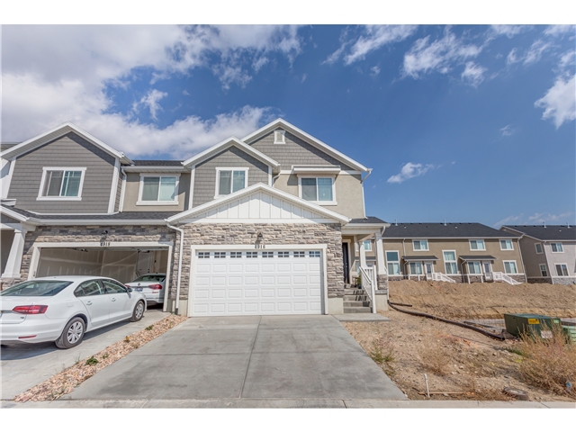 Riverton Townhome: 4888 W Pillar Dr