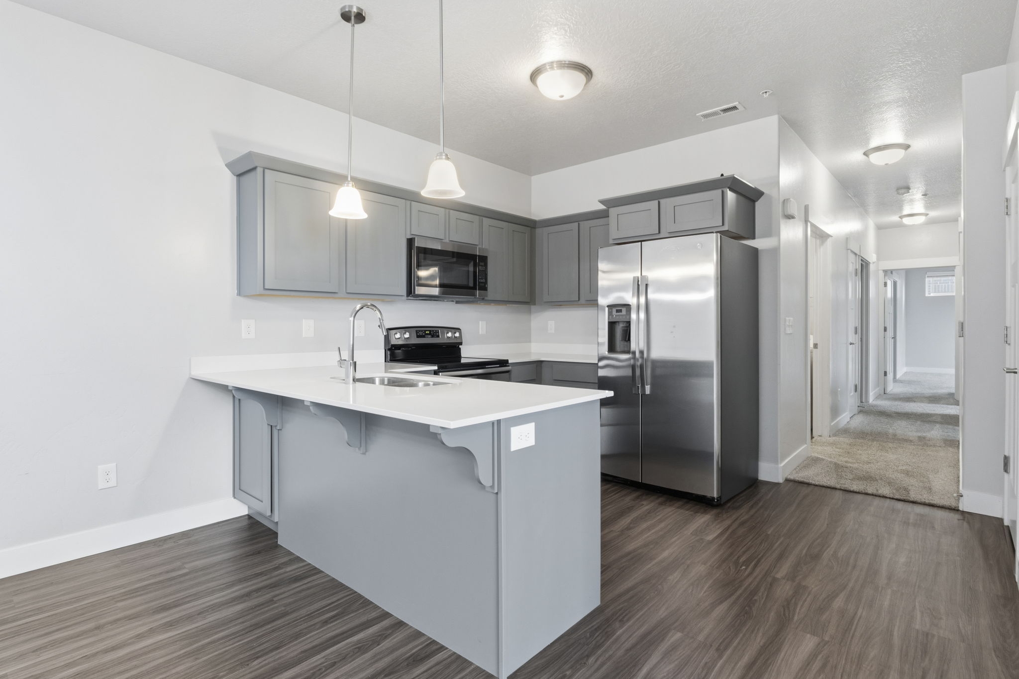 Vineyard House: 665 N 380 W