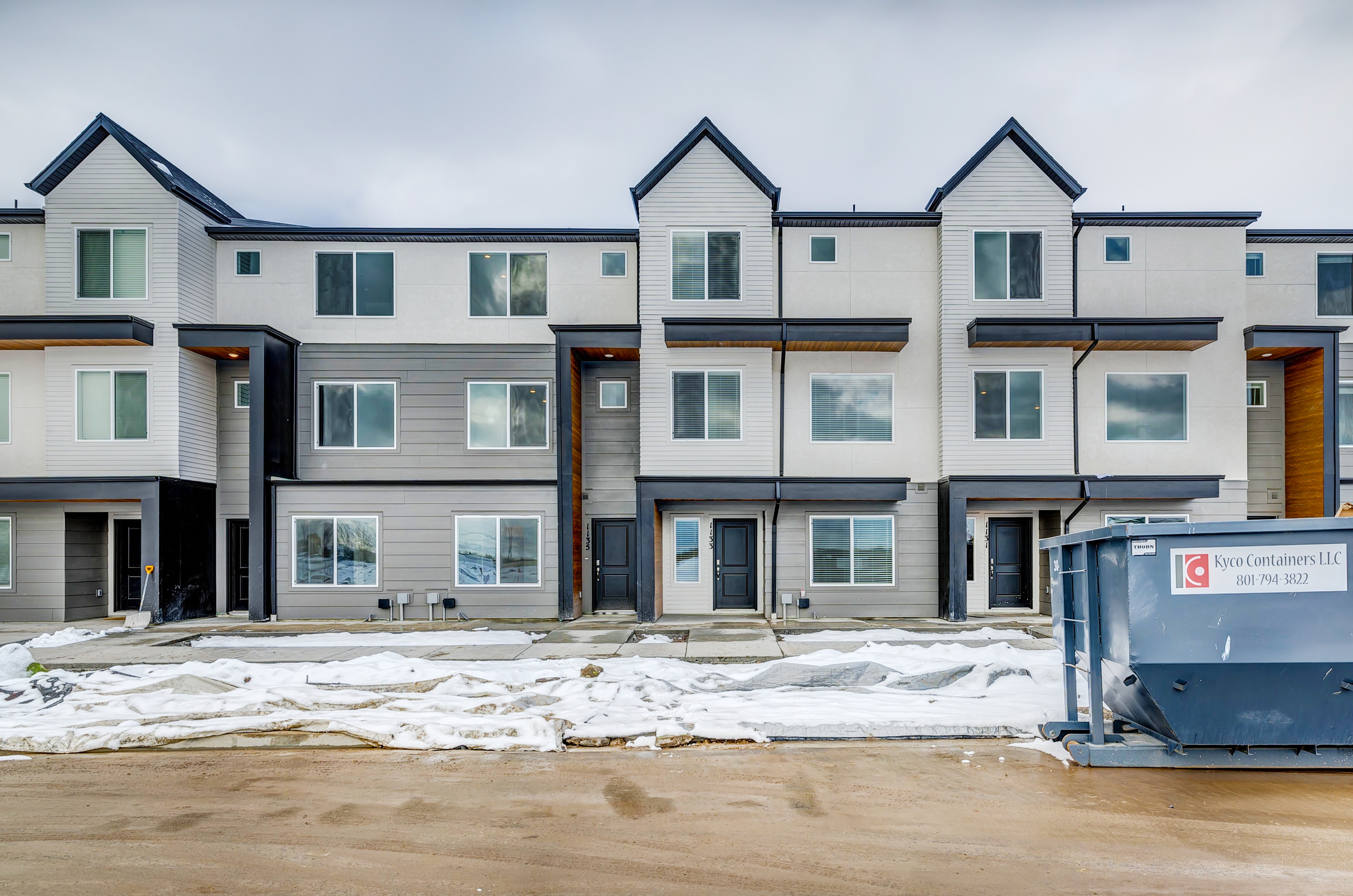 American Fork Townhome: 413 S 1110 W