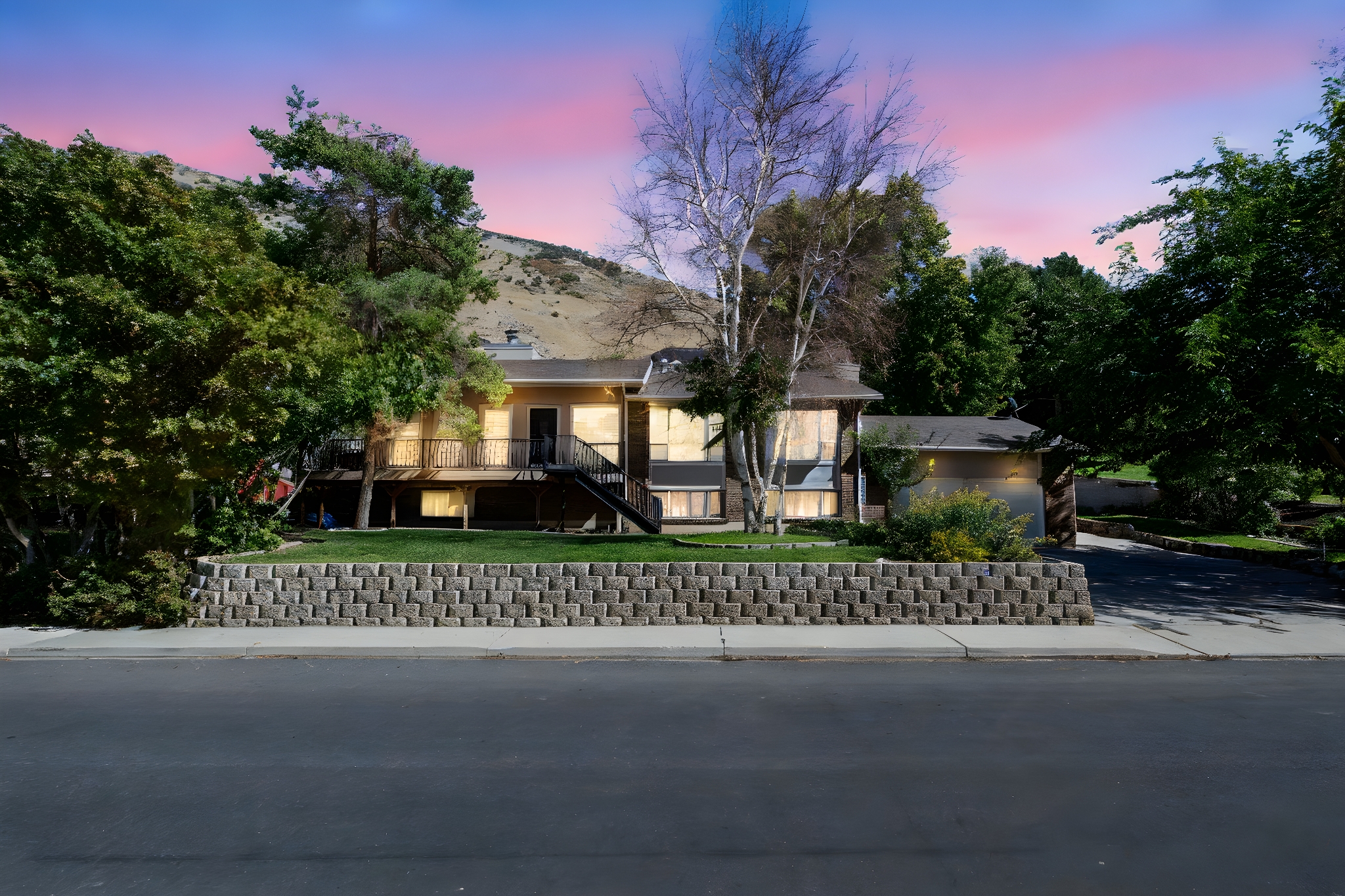 Pleasant Grove House: 372 N 1300 E