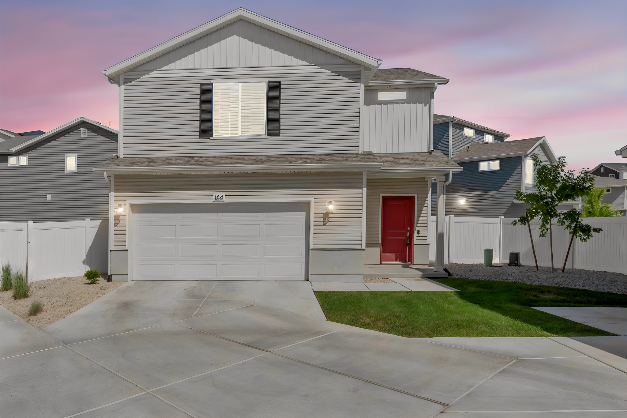 Saratoga Springs House: 164 E Portico Ln