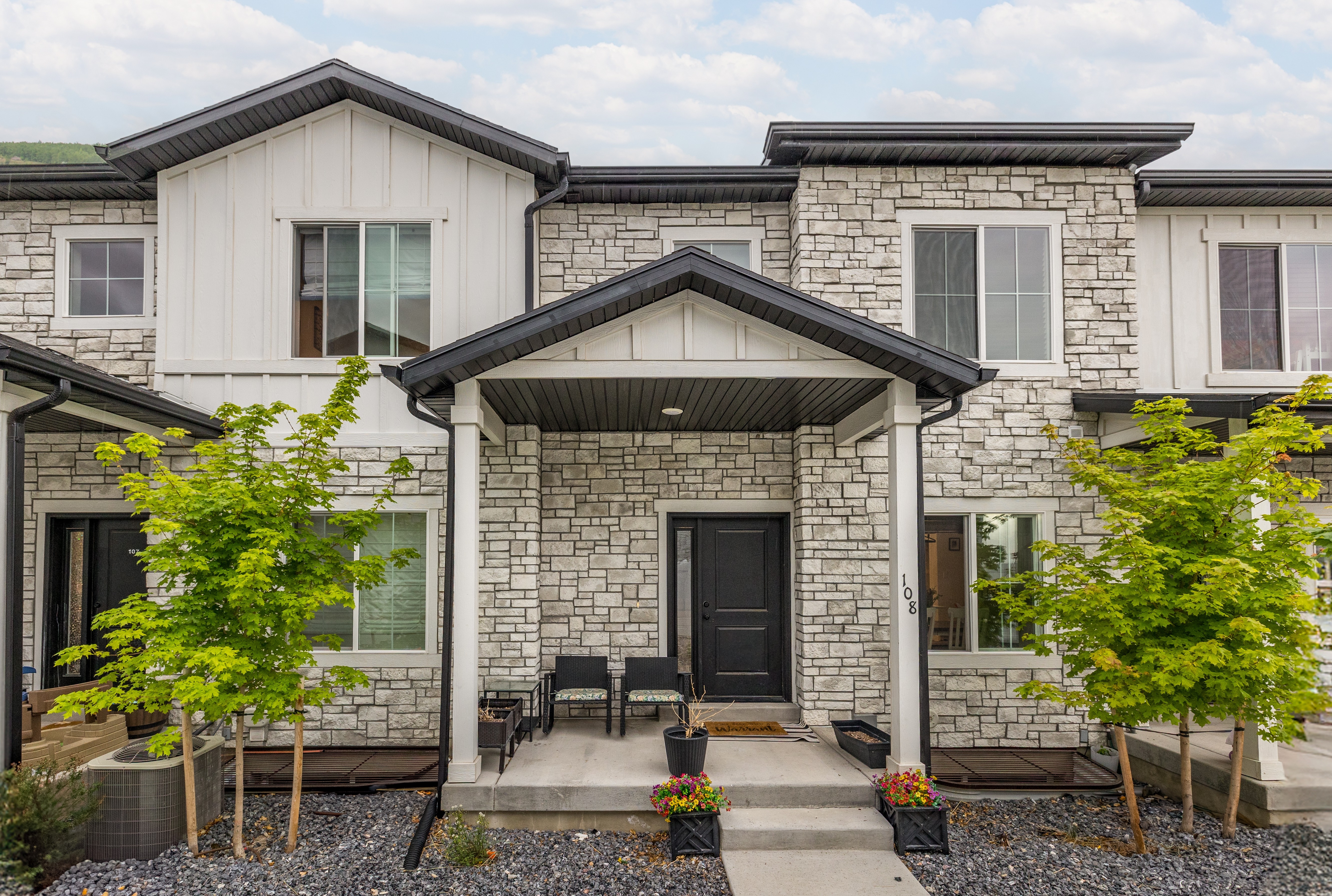 Tooele Townhome: 1161 N 550 W