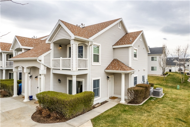 Springville Townhome: 2485 W 450 S