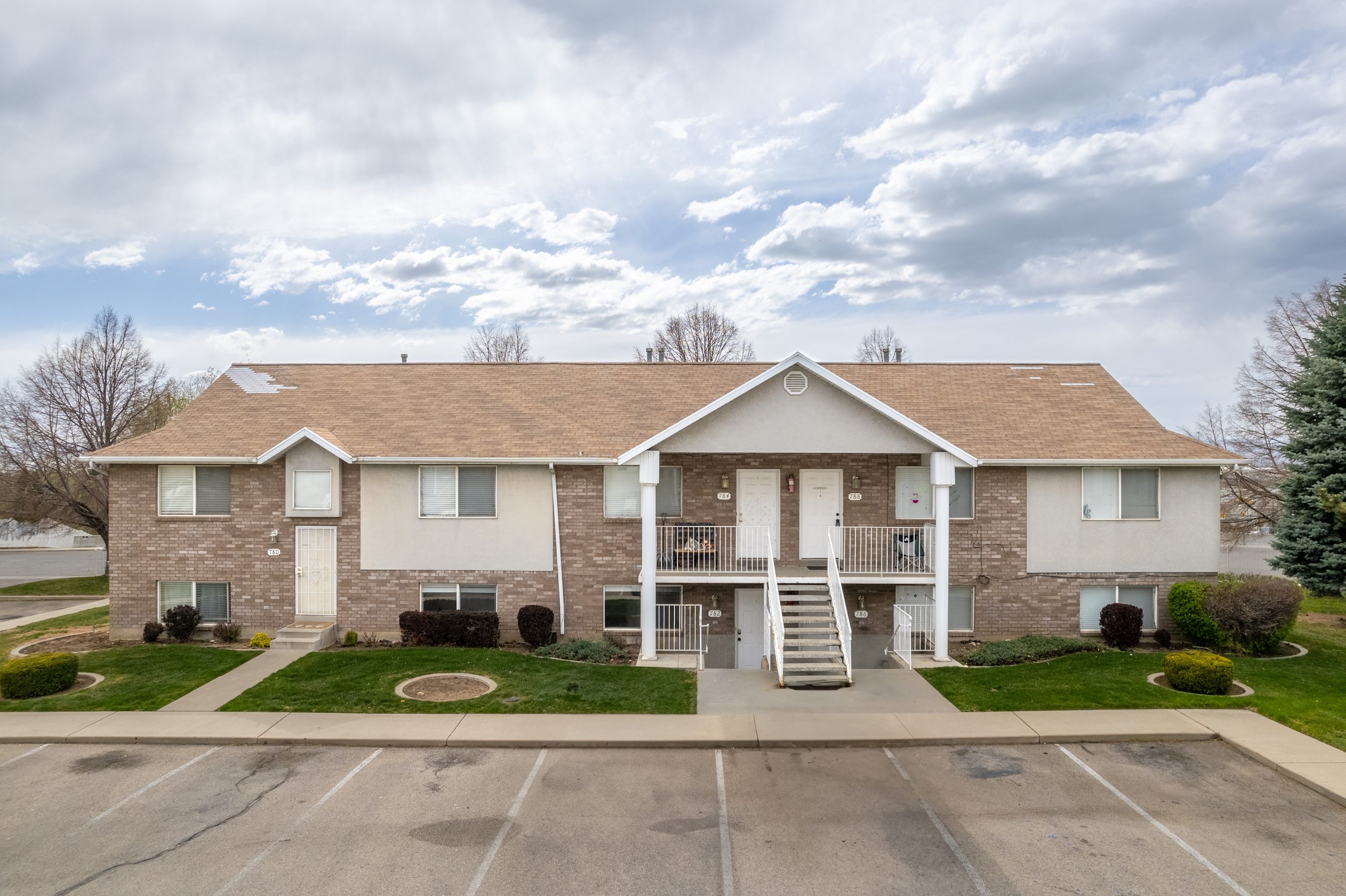 Orem Apartment: 756 N 1060 W