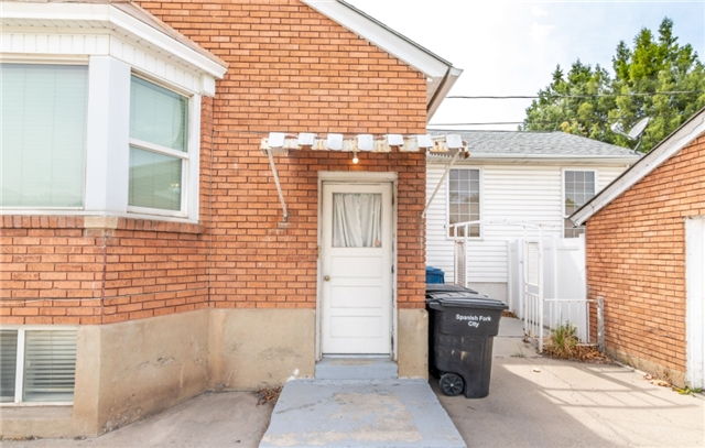 Spanish Fork Apartment: 250 W 100 S