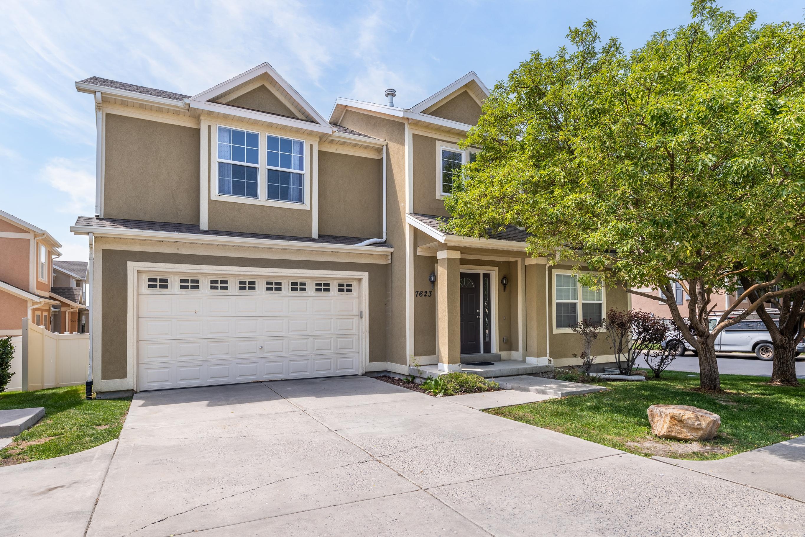 West Jordan House: 7623 S Yellowwood Ln