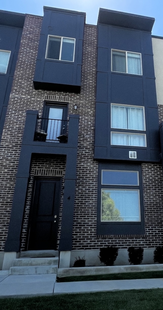 Salt Lake City Sublease or Student Contract: 4 W Tytus Dr