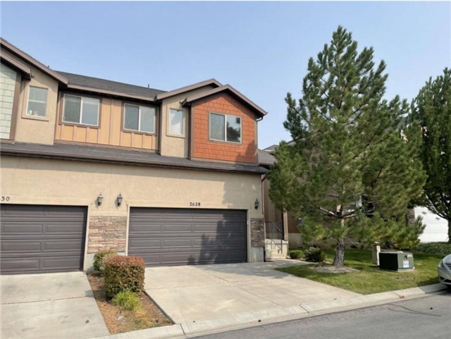 Lehi Townhome: 2628 N Cypress Way