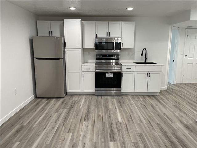 Lehi House: 618 N Sugar Beet Dr