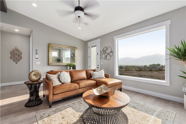 Herriman House: 14367 S Bella Vea Dr