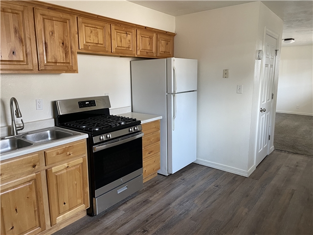 Provo Apartment: 95 S 600 E