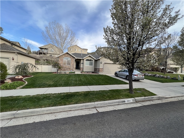 Draper House: 14037 S Pine Mesa Dr