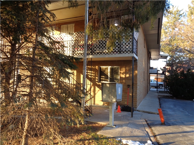 Holladay Apartment: 4655 S Locust Ln